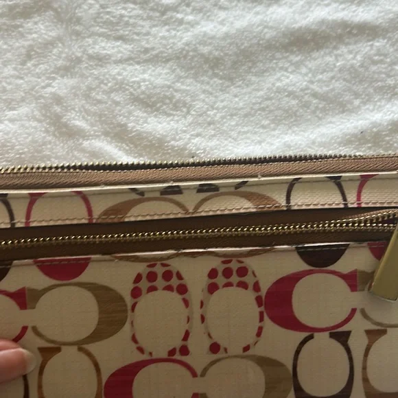 Coach Multicolor Wristlet - Picture 5 of 12